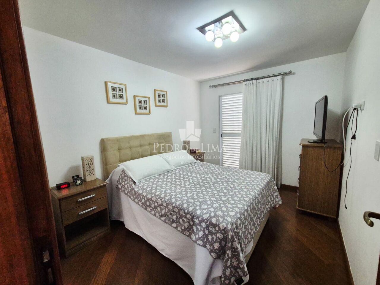 Sobrado em condomínio, 3 quartos, 3 vagas,  na Mooca.