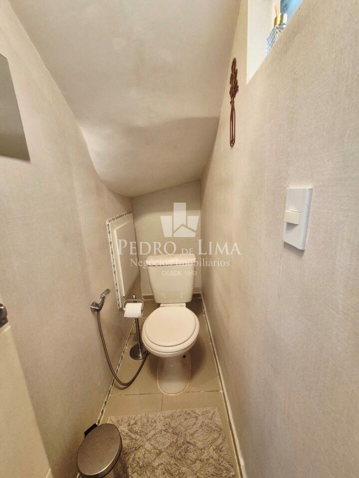 Sobrado em condomínio, 3 quartos, 3 vagas,  na Mooca.