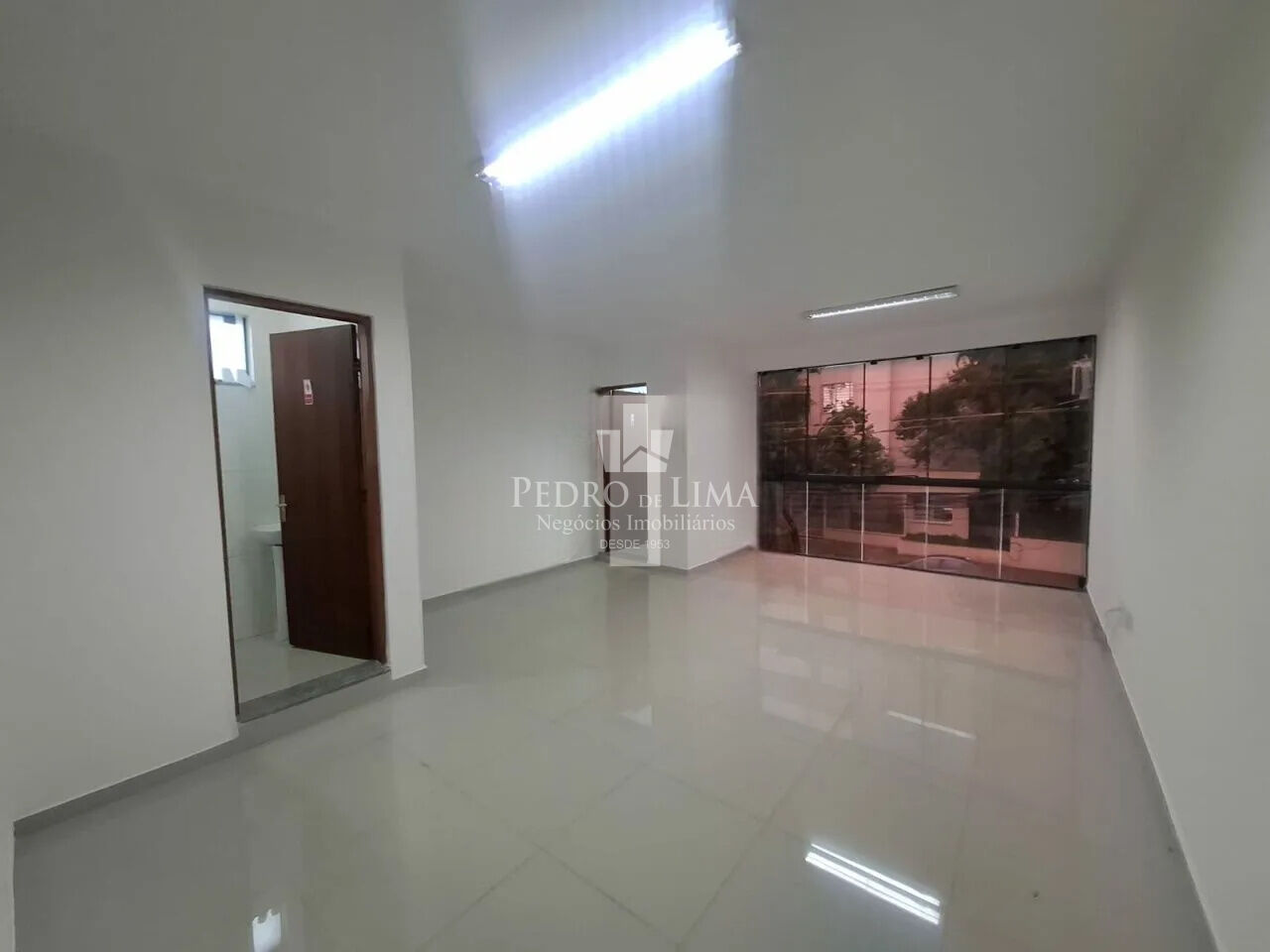 imagem do imovel Prédio para comprar ou alugar com 709m² no bairro Tatuapé ref: TP30602