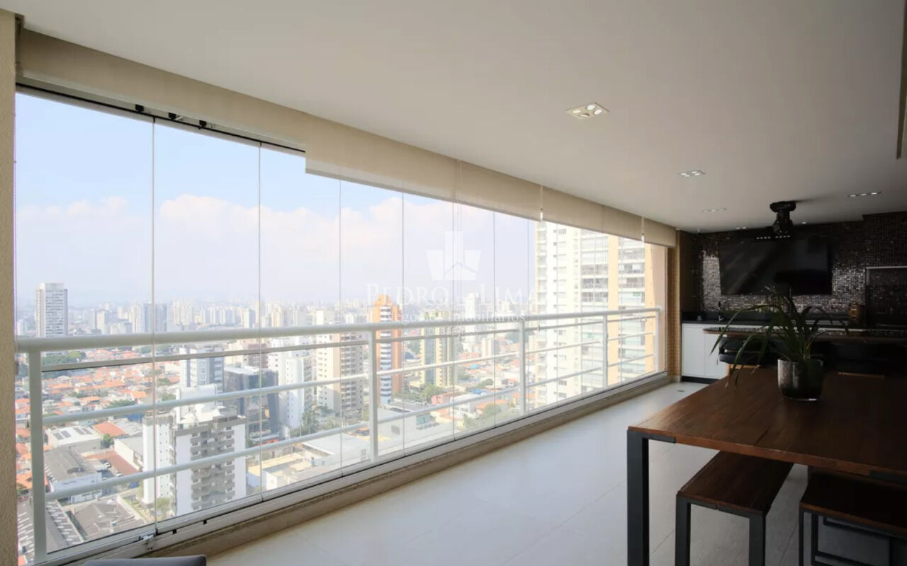Apartamento com 3 suítes e 4 vagas, 227m²  no Condomínio Monte Serrat - Tatuapé