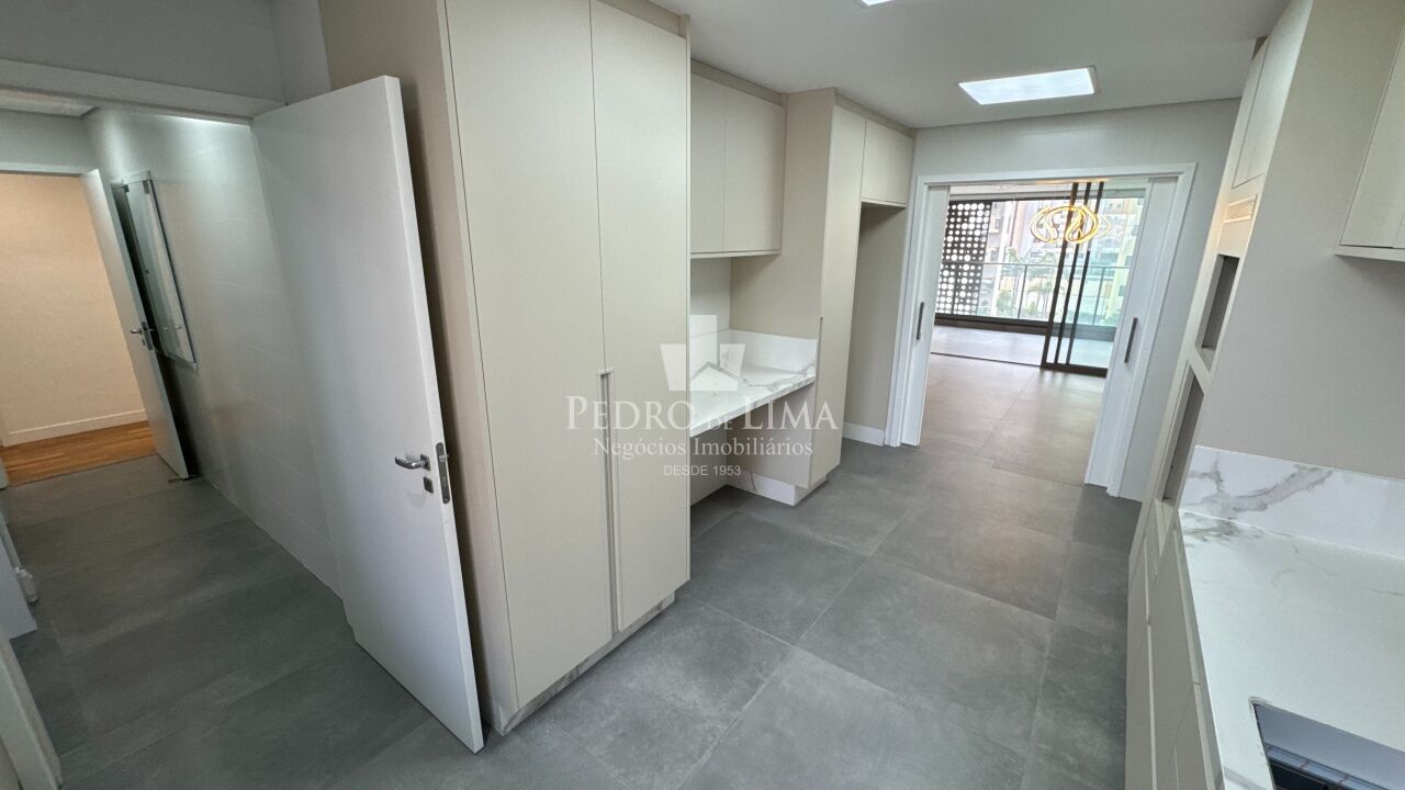Apartamento 4 suítes, 5 vagas , Anália Franco