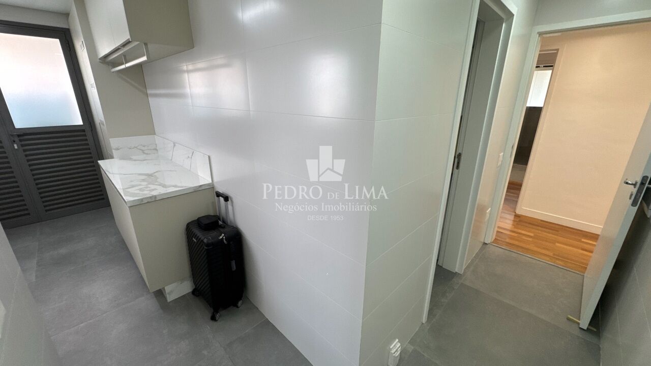 Apartamento 4 suítes, 5 vagas , Anália Franco