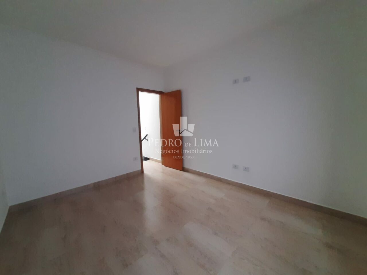 Sobrado Frontal, 3 quartos, 1 suíte, 2 vagas, Jardim Vila Formosa