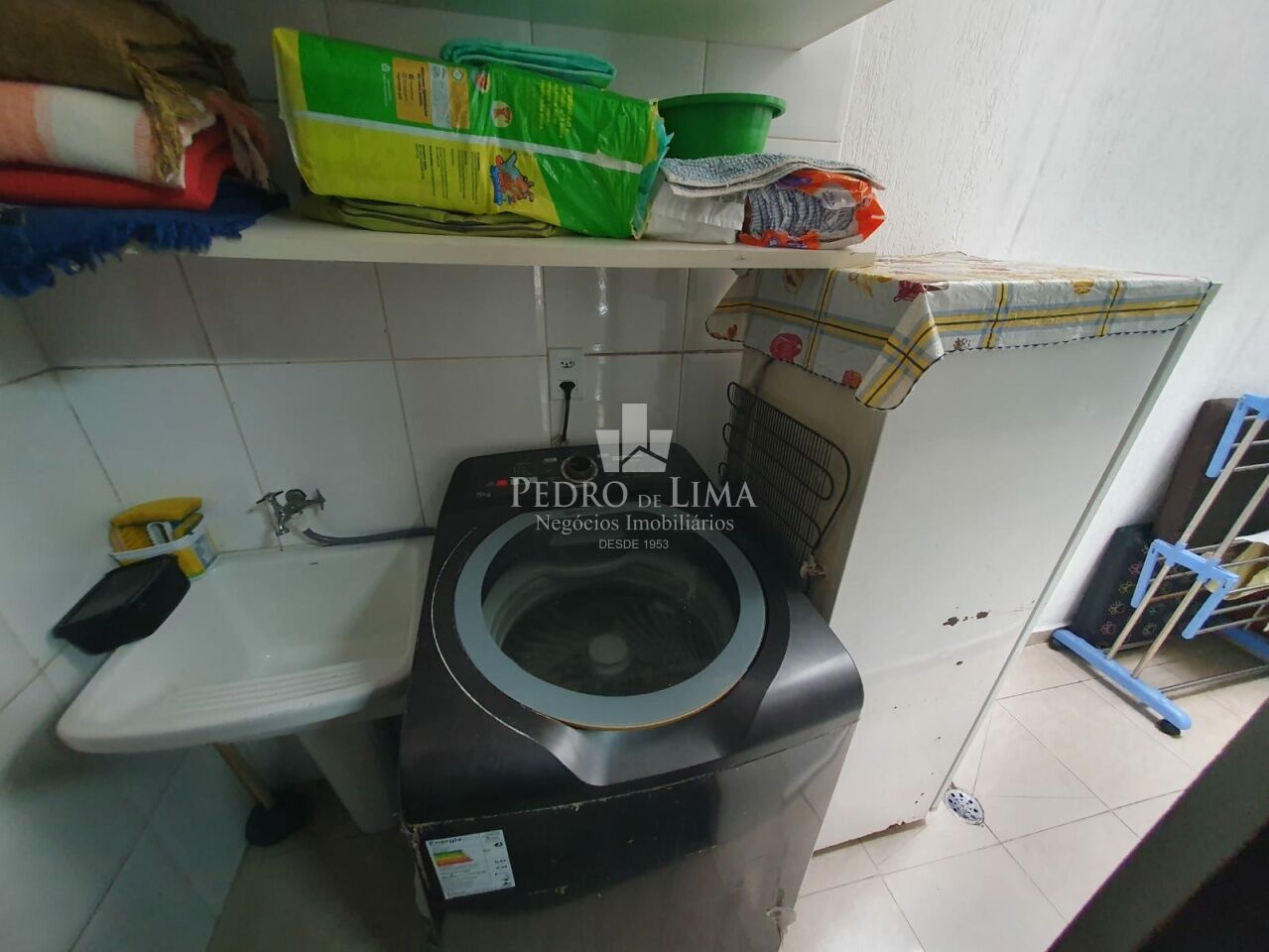 Casa de condomínio na Vila Formosa, 92m², 4 quartos sendo 2 suítes e 2 vagas.