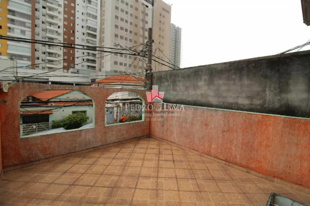 Sobrado Residencial de 2 Dormitórios e uma Vaga a uma Distância de 250 metros do Metrô Carrão
