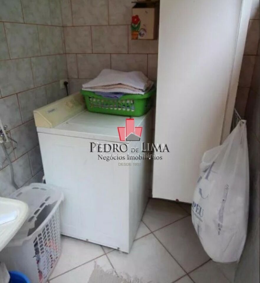 Sobrado Residencial de 2 Dormitórios e uma Vaga a uma Distância de 250 metros do Metrô Carrão