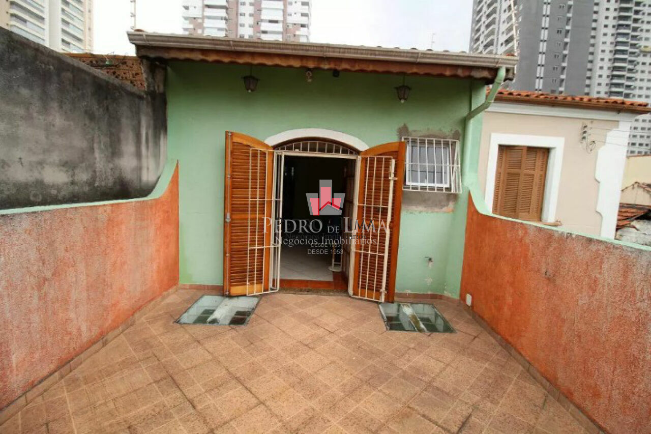 Sobrado Residencial de 2 Dormitórios e uma Vaga a uma Distância de 250 metros do Metrô Carrão