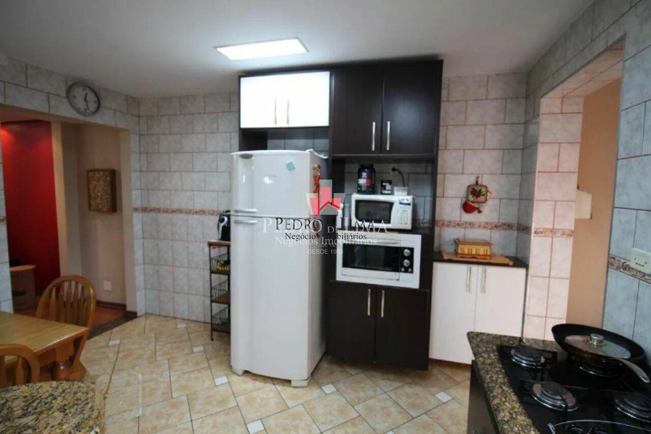 Sobrado Residencial de 2 Dormitórios e uma Vaga a uma Distância de 250 metros do Metrô Carrão