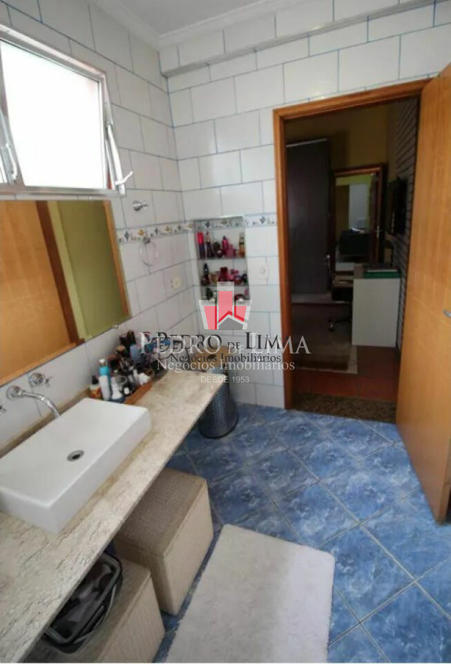 Sobrado Residencial de 2 Dormitórios e uma Vaga a uma Distância de 250 metros do Metrô Carrão