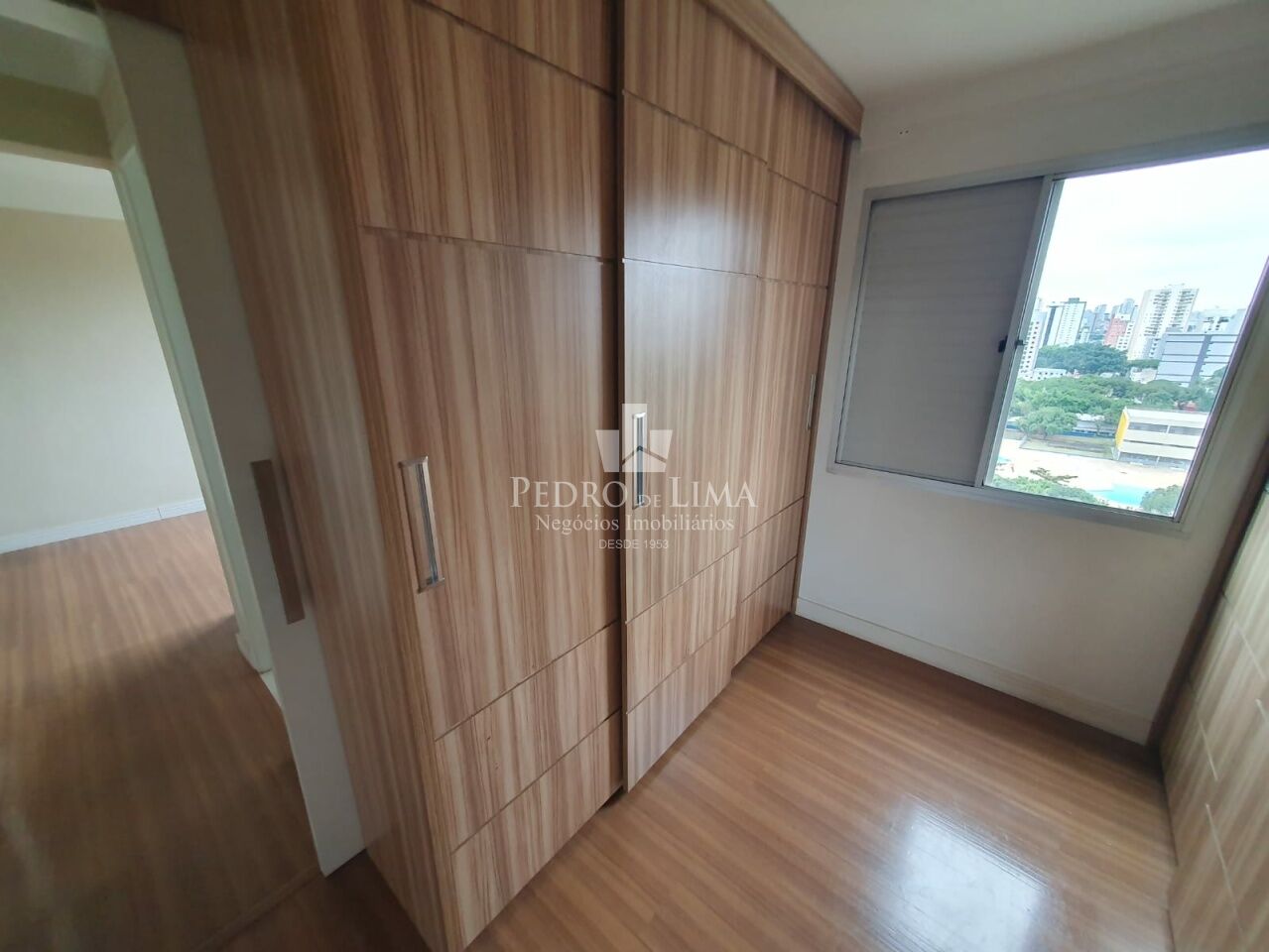 Apartamento no Tatuapé a 100 m do Metrô Carrão, 60m², 2 quartos, 1 banheiro e 1 vaga