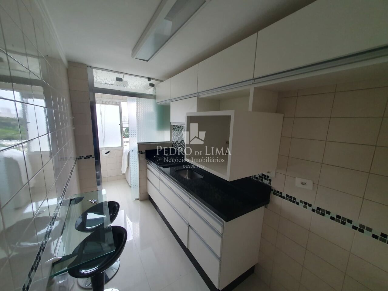 Apartamento no Tatuapé a 100 m do Metrô Carrão, 60m², 2 quartos, 1 banheiro e 1 vaga