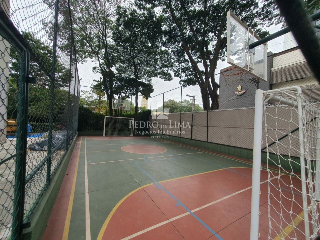 Apartamento no Tatuapé a 100 m do Metrô Carrão, 60m², 2 quartos, 1 banheiro e 1 vaga