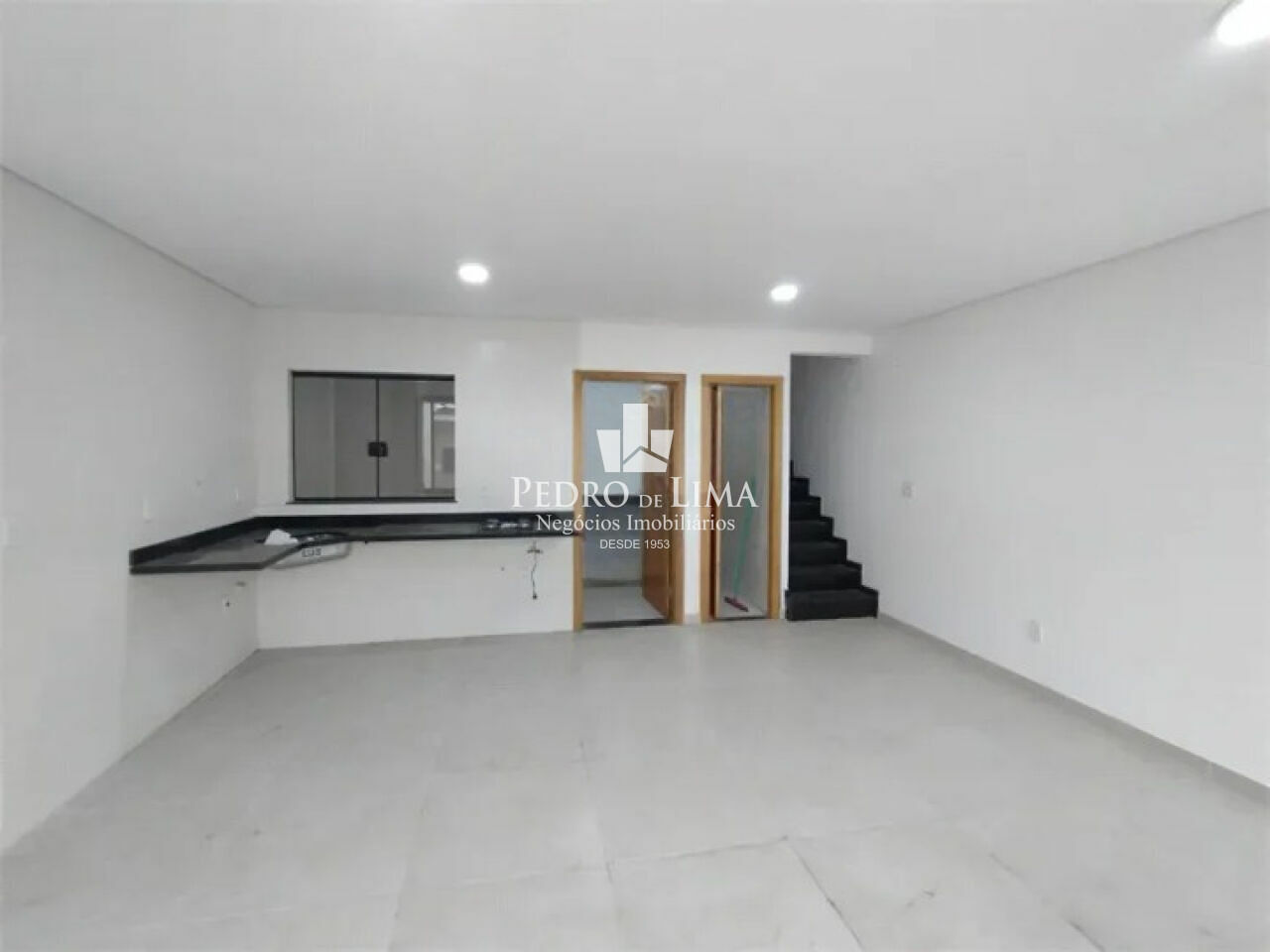 Sobrado 3 dormitorios sendo 1 suite 2 vagas de garagem na Vila Carrão