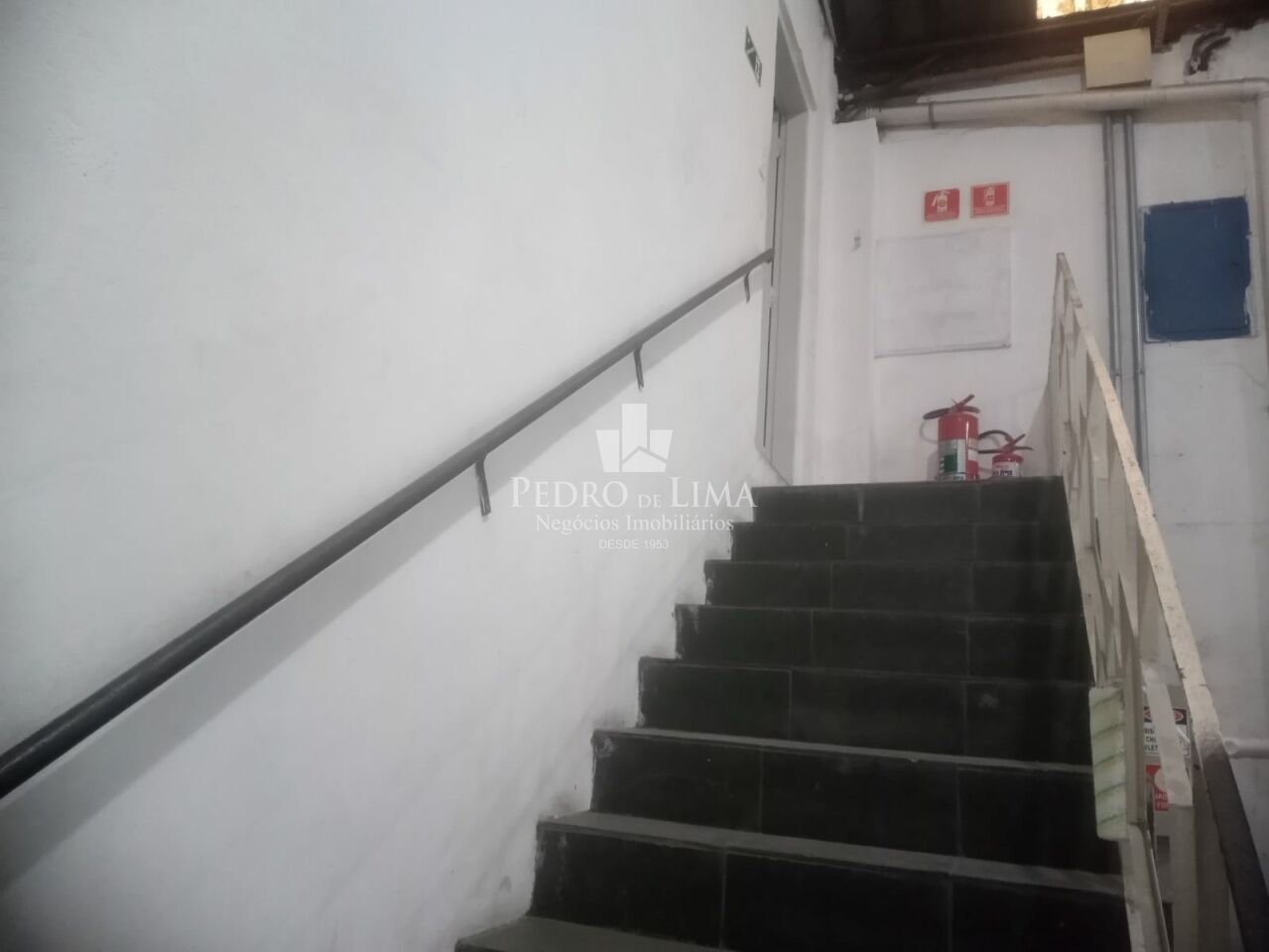 Galpão com  aproximadamente  750m² no Carrão 
