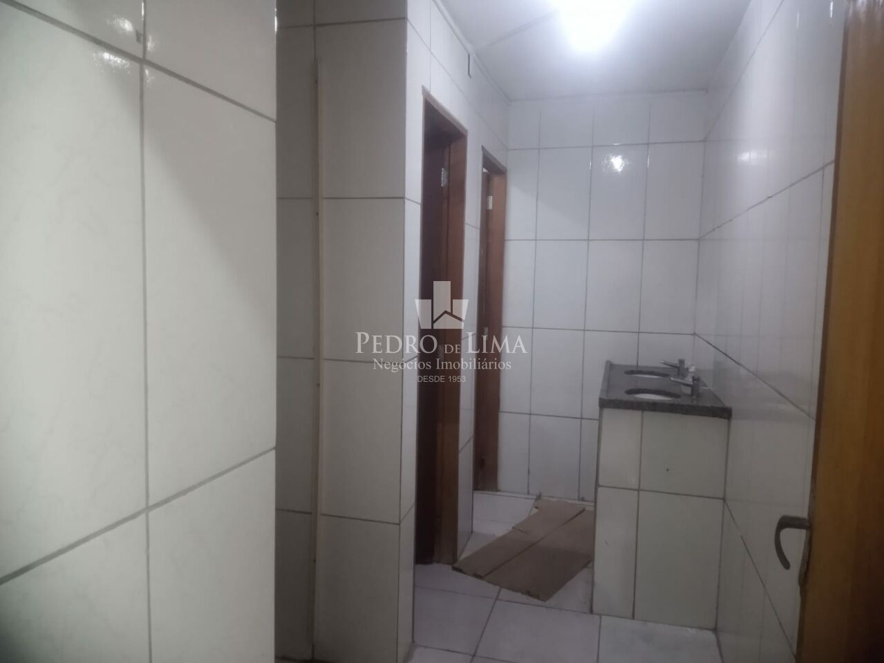 Galpão com  aproximadamente  750m² no Carrão 