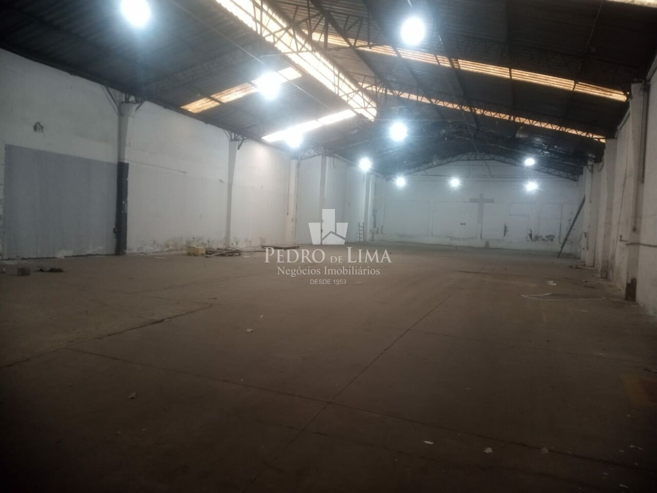 imagem do imovel Galpão com  aproximadamente  750m² no Carrão  ref: TP30637