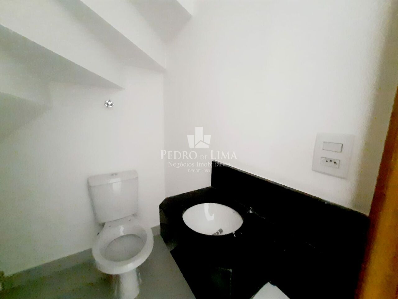 Sobrado em Condomínio, 3 quartos, 1 suíte, 2 vagas, Vila Guilhermina