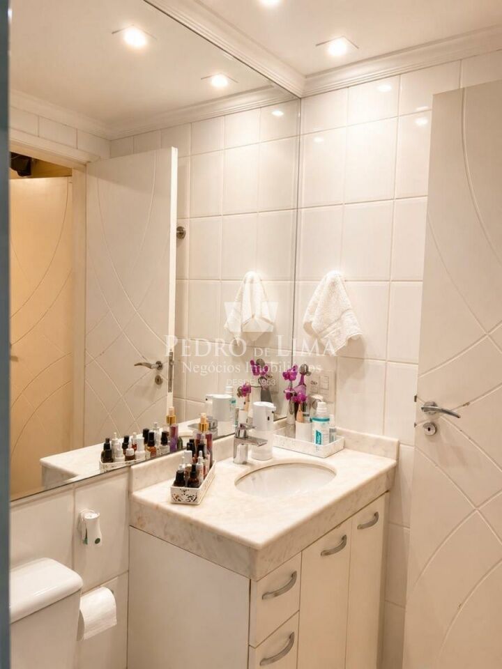 Apartamento 3 Quartos (1 suíte), 2 vagas, Água Rasa. Condomínio Horizons Anália Franco 