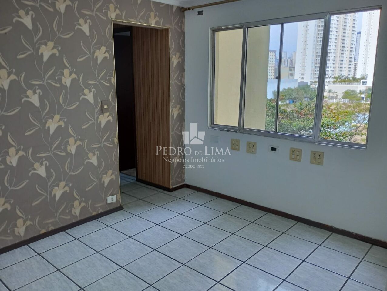 Apartamento de 2 quartos, 1 vaga, 50 m² - Condomínio Edifício Iguaré - Tatuapé