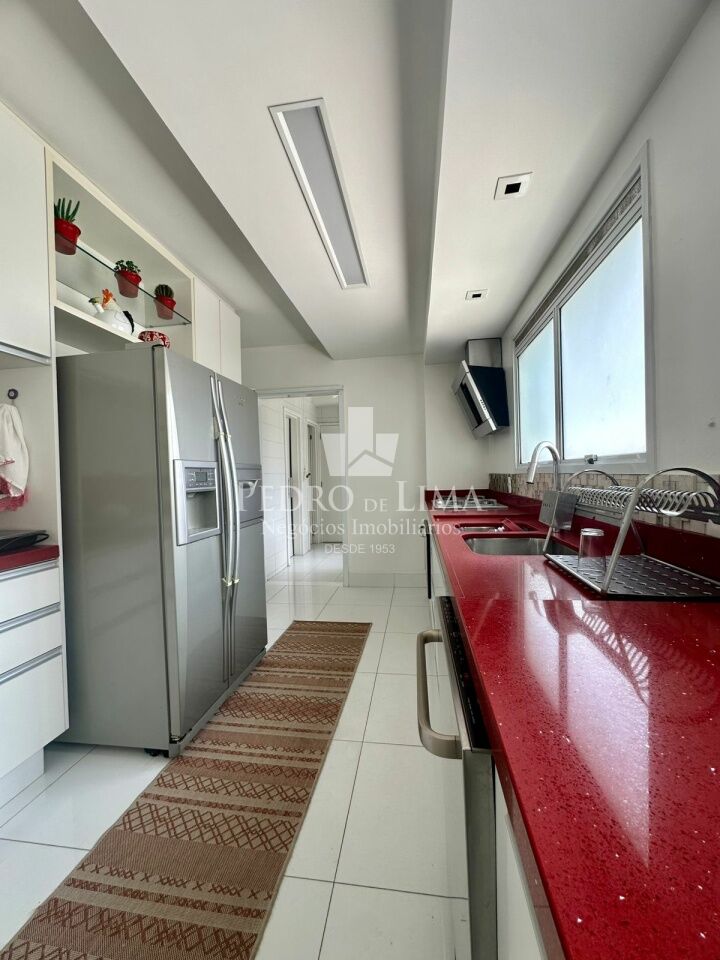 Apartamento co 4 dormitorios sendo 2 suites 3 vagas de garagem  EVIDENCE BELEM