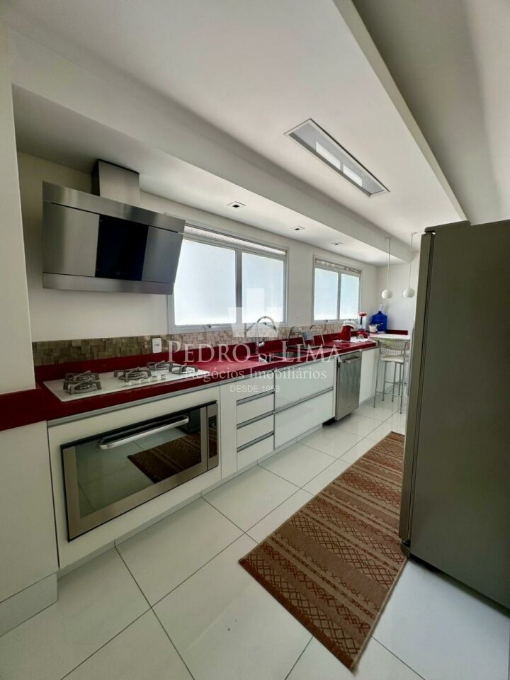 Apartamento co 4 dormitorios sendo 2 suites 3 vagas de garagem  EVIDENCE BELEM