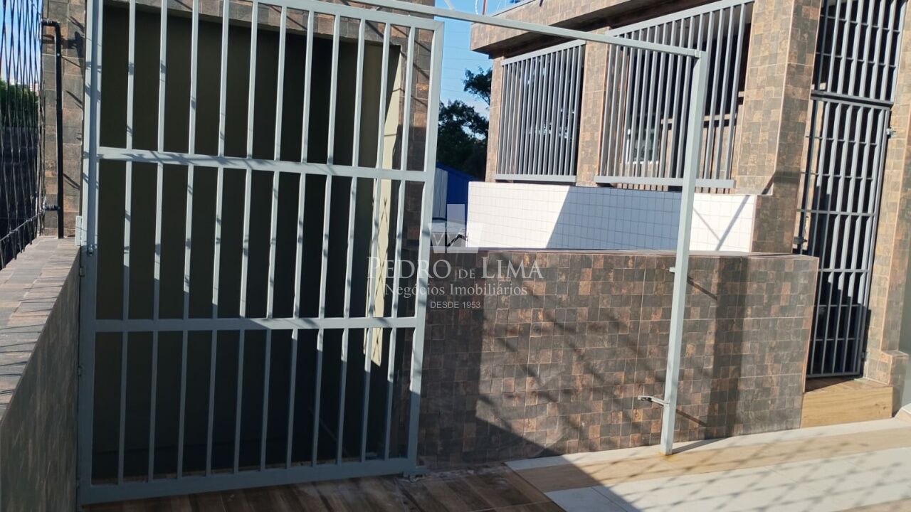 Prédio Comercial de 299 m² para Venda ou Locação! Clínicas/Laboratórios Próximo ao Metrô Carrão
