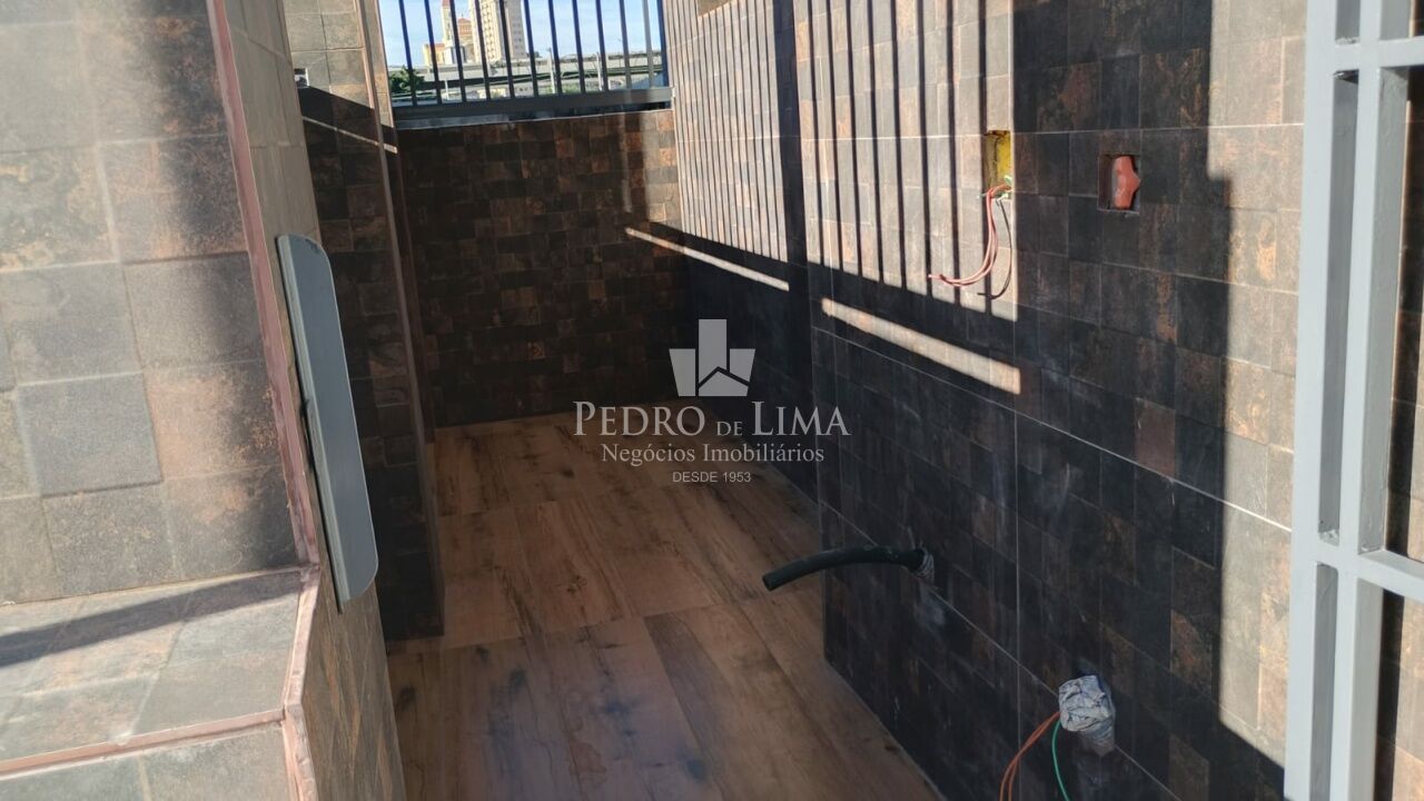 Prédio Comercial de 299 m² para Venda ou Locação! Clínicas/Laboratórios Próximo ao Metrô Carrão