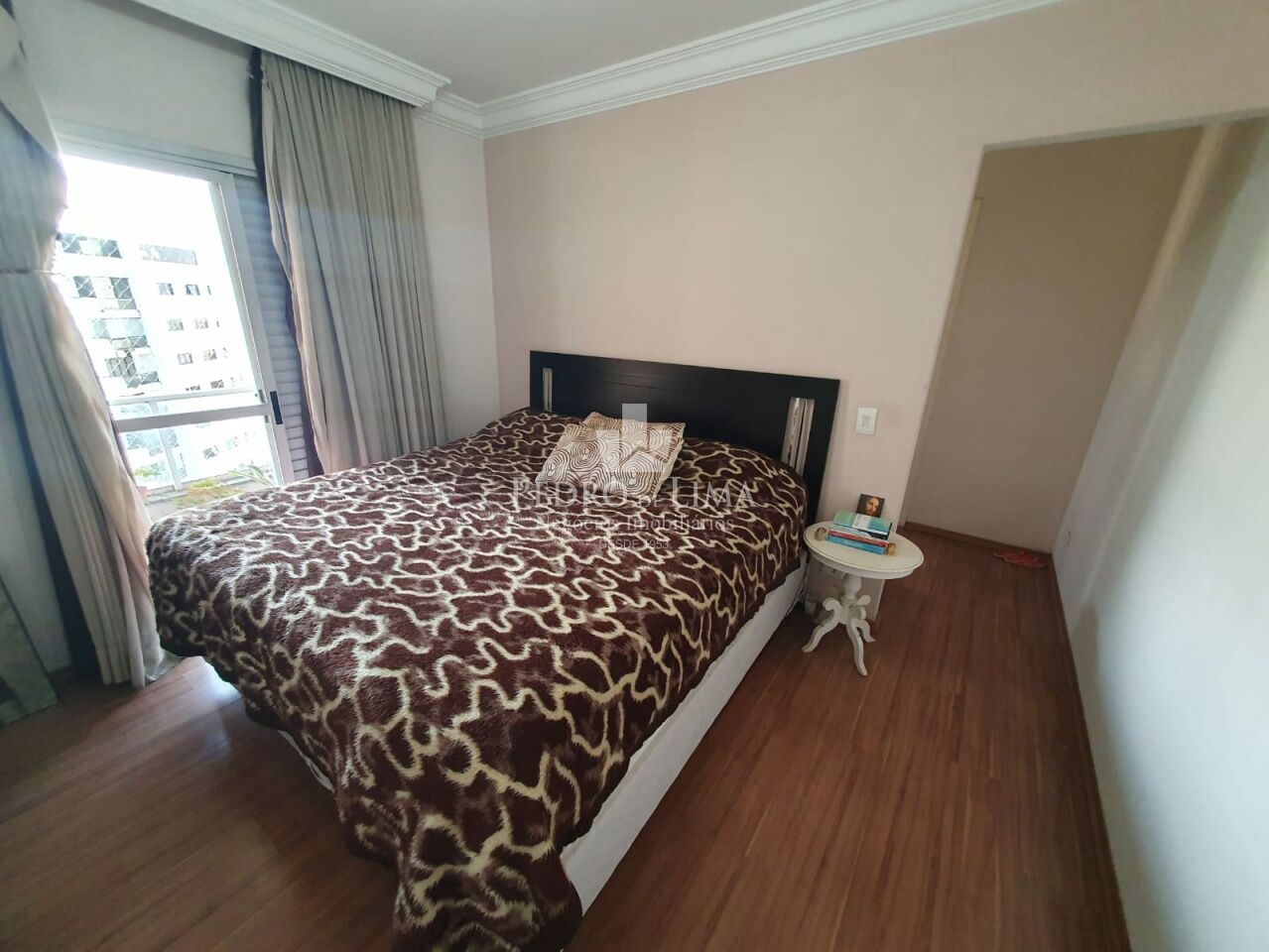 Apartamento no Tatuapé, 147m2, 3 quartos sendo 1 suíte, 1 vaga fixa e coberta 