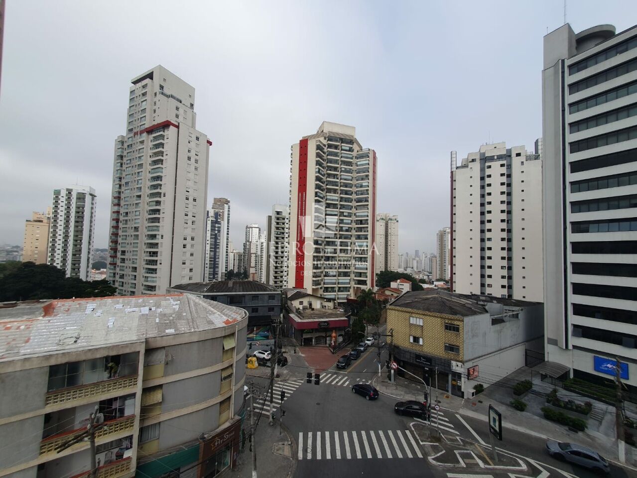 Apartamento, 2 dormitórios região Anália Franco
