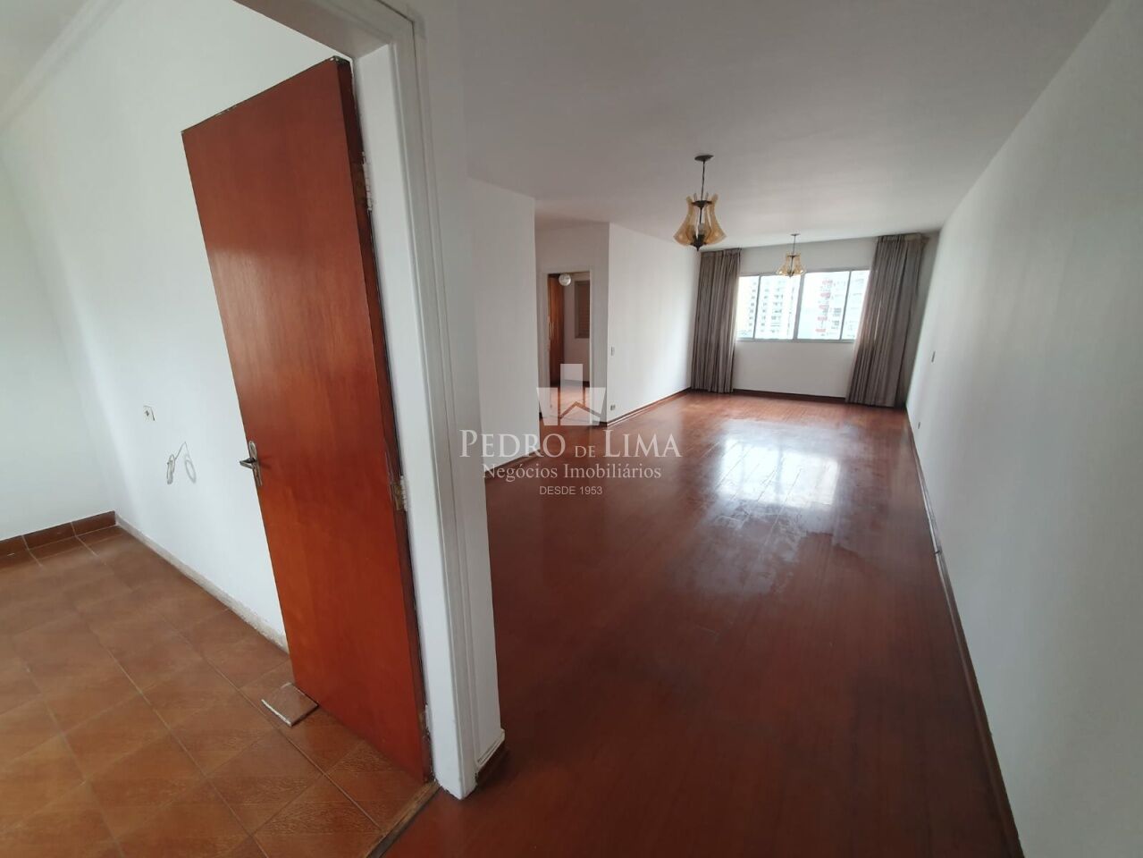 Apartamento, 2 dormitórios região Anália Franco