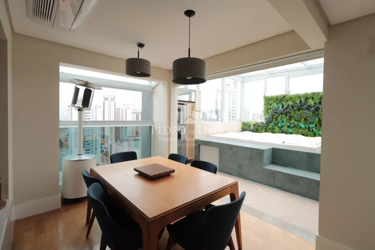 Cobertura Top House , porteira fechada, 2  suítes , 4  vagas, área  útil 220,00 m² 