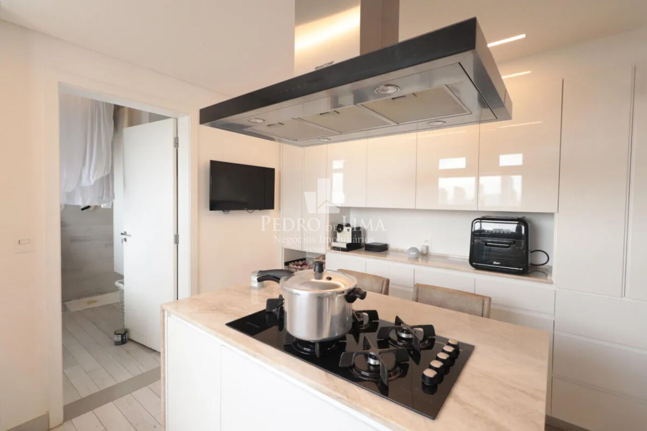 Cobertura Top House , porteira fechada, 2  suítes , 4  vagas, área  útil 220,00 m² 