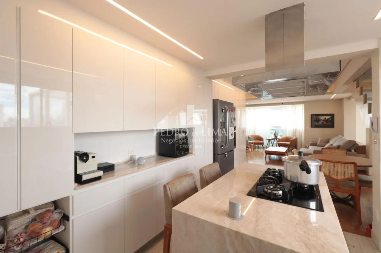 Cobertura Top House , porteira fechada, 2  suítes , 4  vagas, área  útil 220,00 m² 