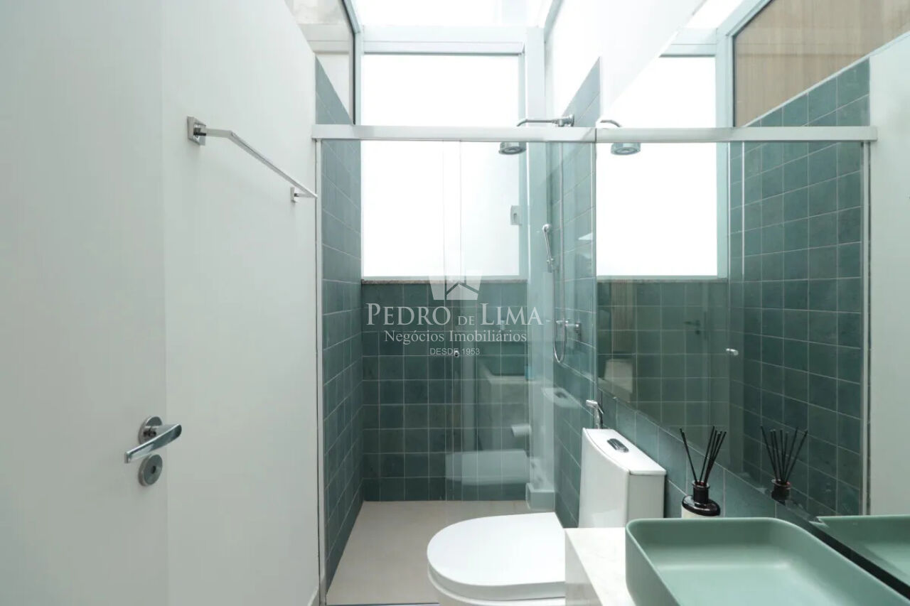 Cobertura Top House , porteira fechada, 2  suítes , 4  vagas, área  útil 220,00 m² 
