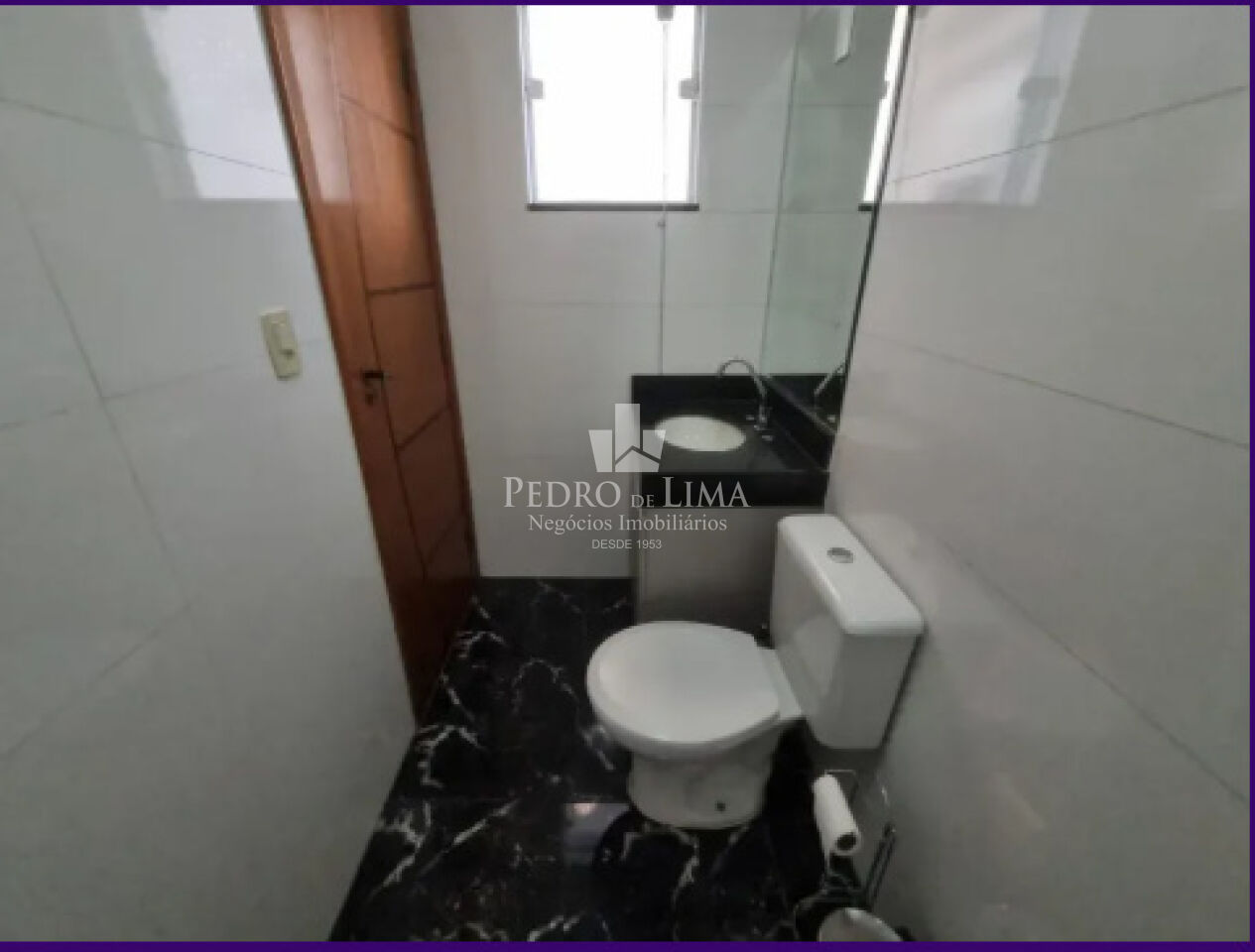 Sobrado Tatuapé 200 m²  3 suítes, churrasqueira, 5 vagas , excelente localização .