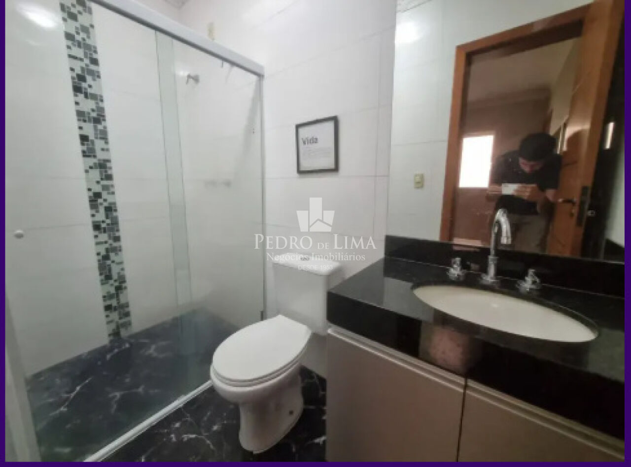 Sobrado Tatuapé 200 m²  3 suítes, churrasqueira, 5 vagas , excelente localização .