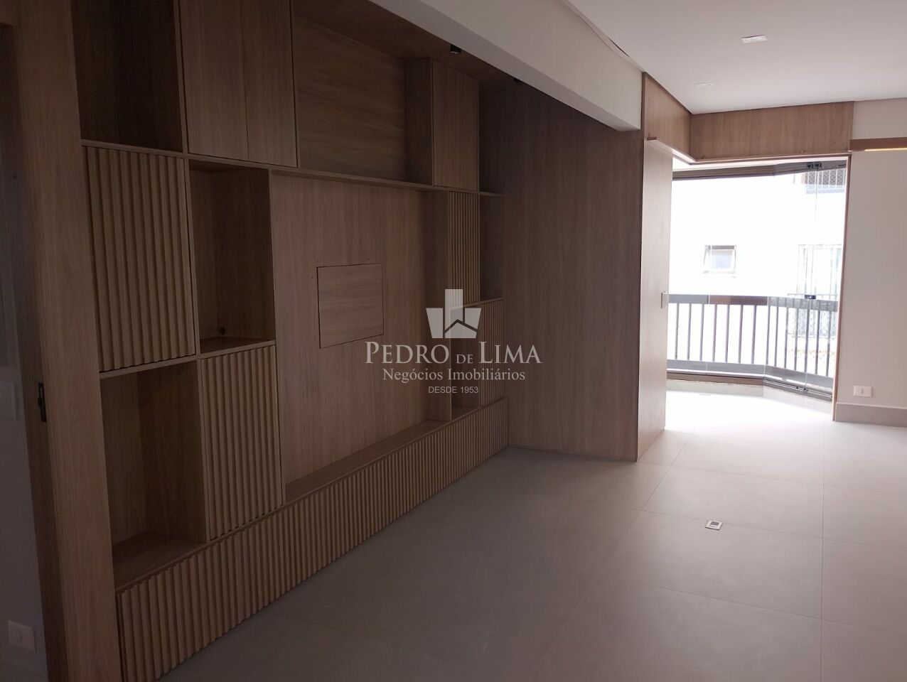 imagem do imovel Apartamento de 3 Dormitórios (uma suíte) com 83m²,Duas Vagas,/Depósito no Anália Franco ref: TP30762