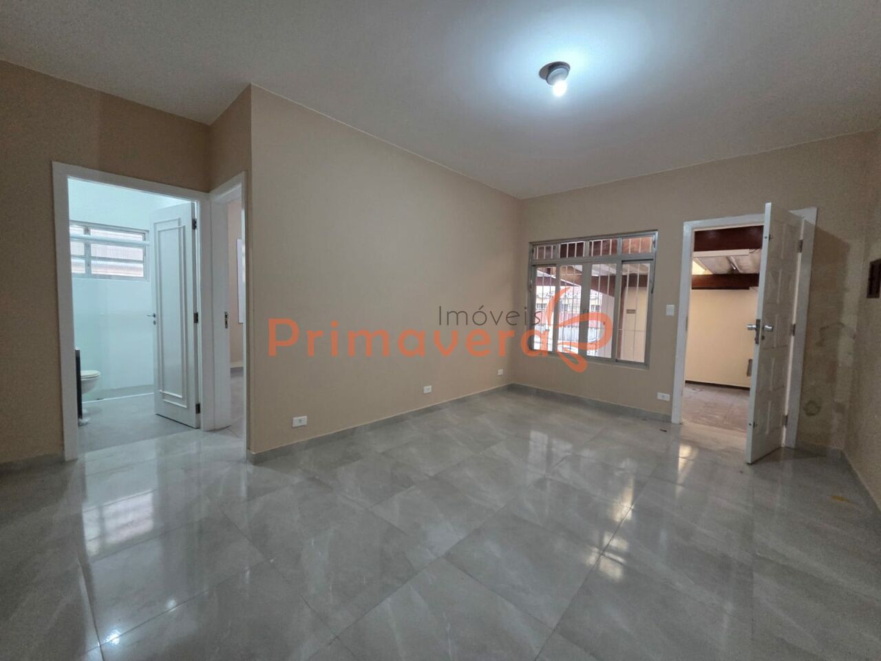 Casa Térrea para Locação - Vila Guedes