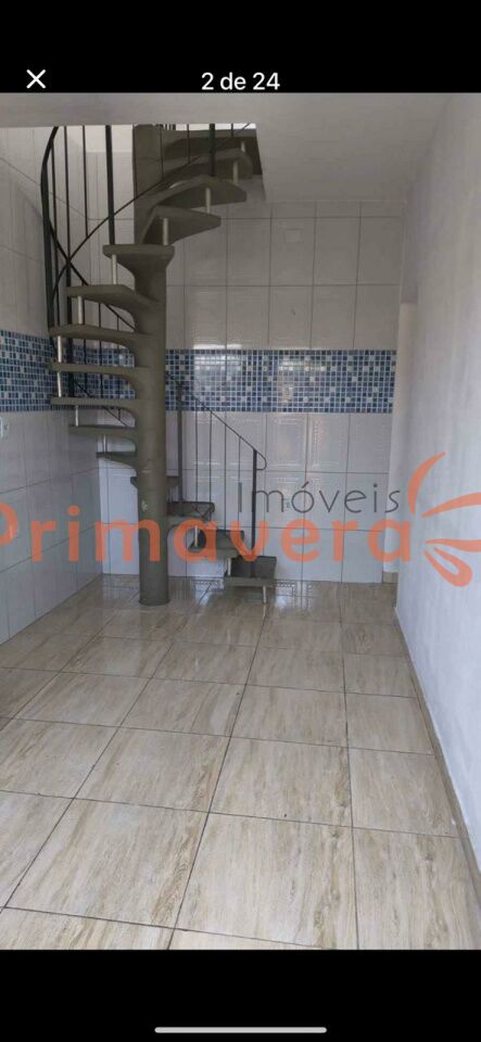 Casa Assobradada para Locação - Parque Panamericano