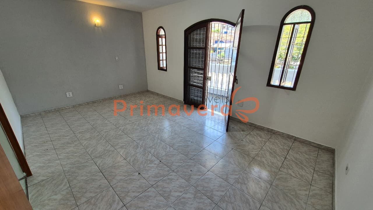 Casa Assobradada para Locação - Jardim Mangalot