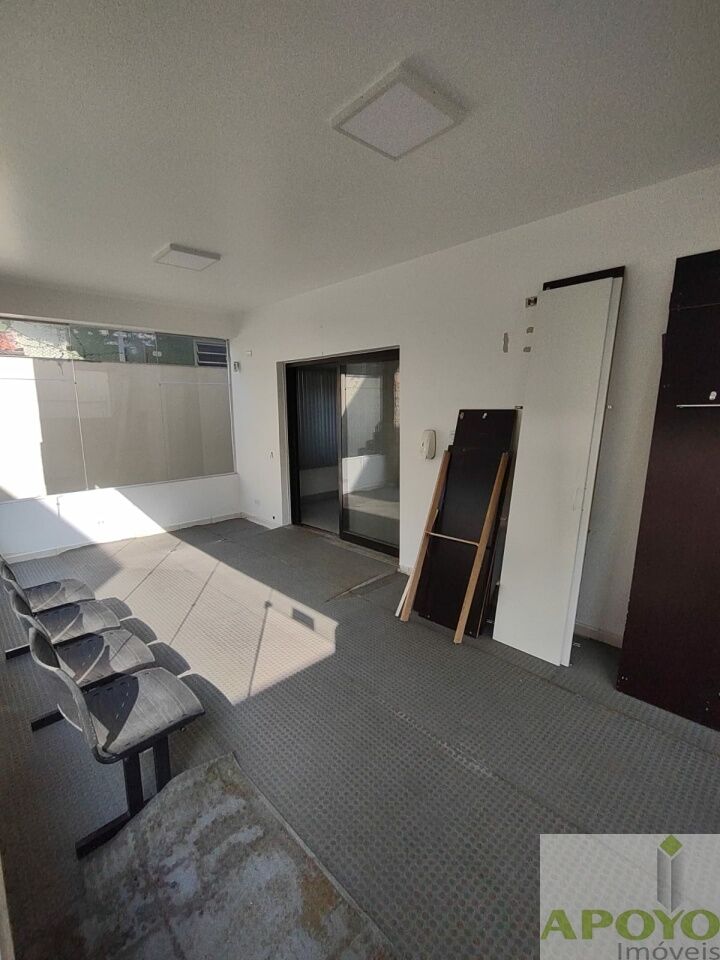 Casa à venda com 3 quartos, 214m² - Foto 12