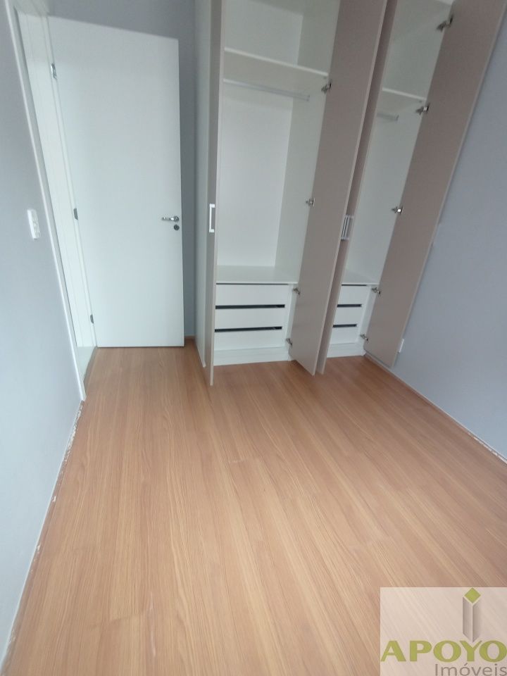 Apartamento à venda e aluguel com 2 quartos, 42m² - Foto 12