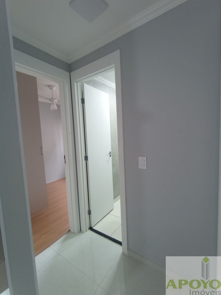 Apartamento à venda e aluguel com 2 quartos, 42m² - Foto 11