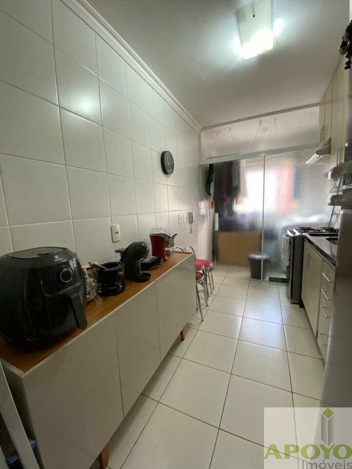 Apartamento à venda com 3 quartos, 64m² - Foto 13