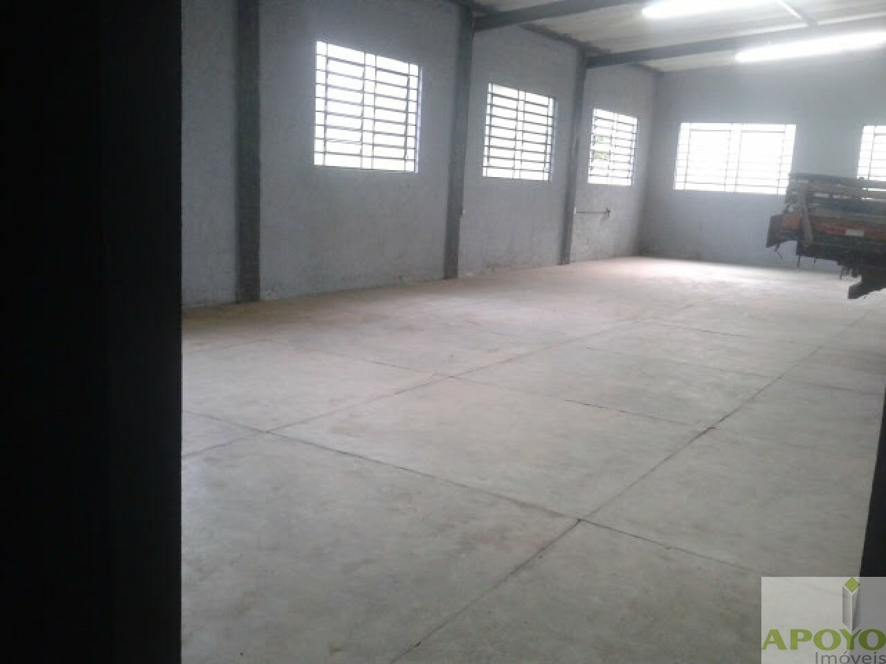 Depósito-Galpão, 700 m² - Foto 2