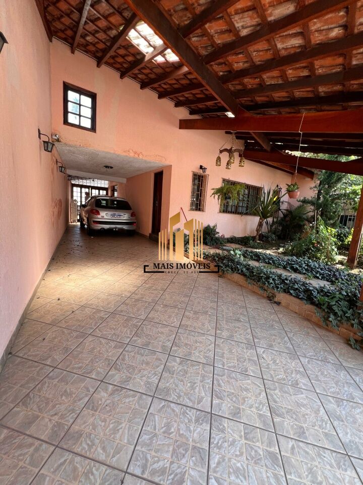 Casa Térrea para Venda - Vila Galvão