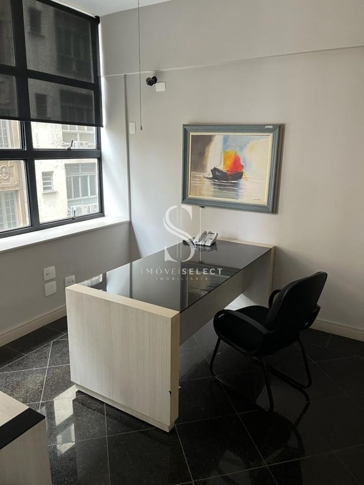 Salas/Conjuntos para Venda - República