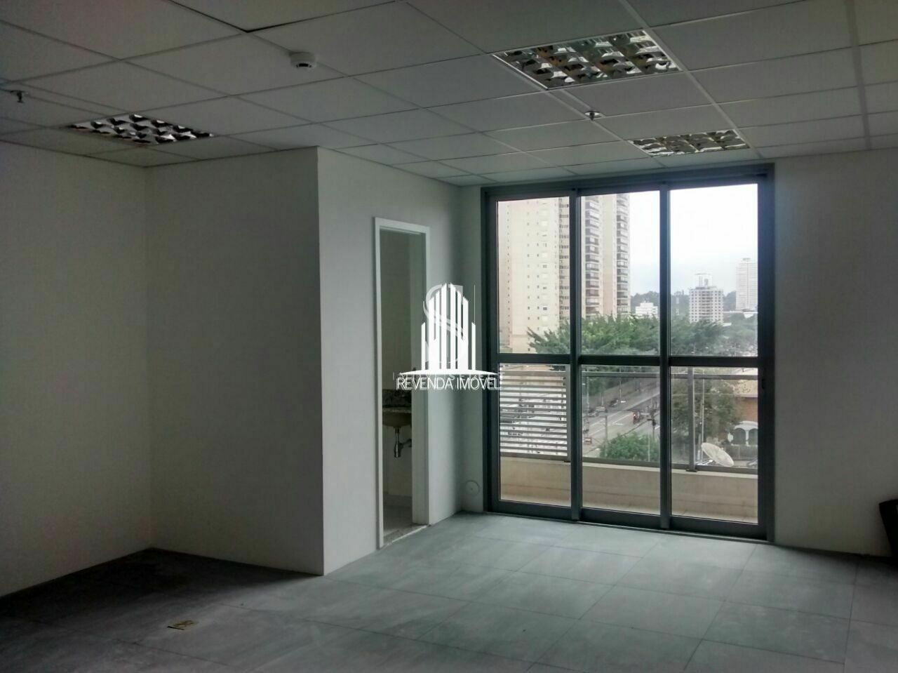 Salas/Conjuntos para Venda - Vila Cordeiro