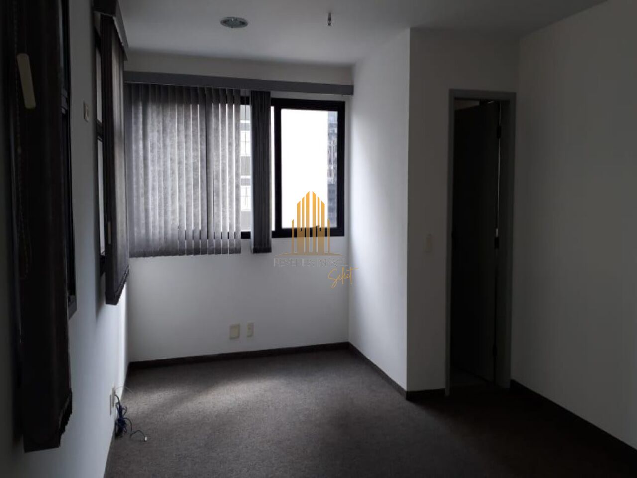 Salas/Conjuntos para Venda - Cerqueira César