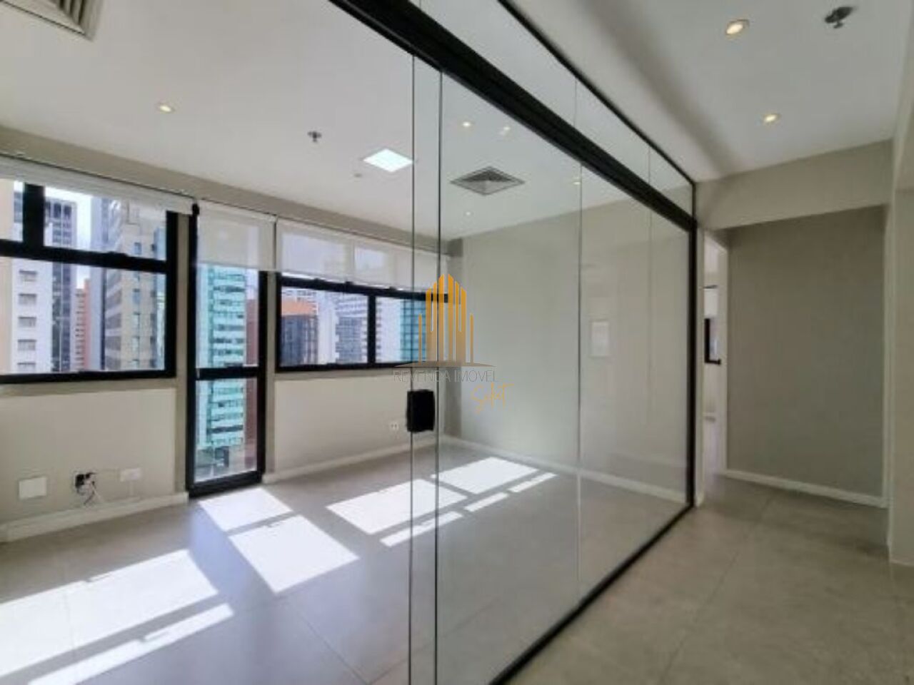 Salas/Conjuntos para Venda - Paraíso